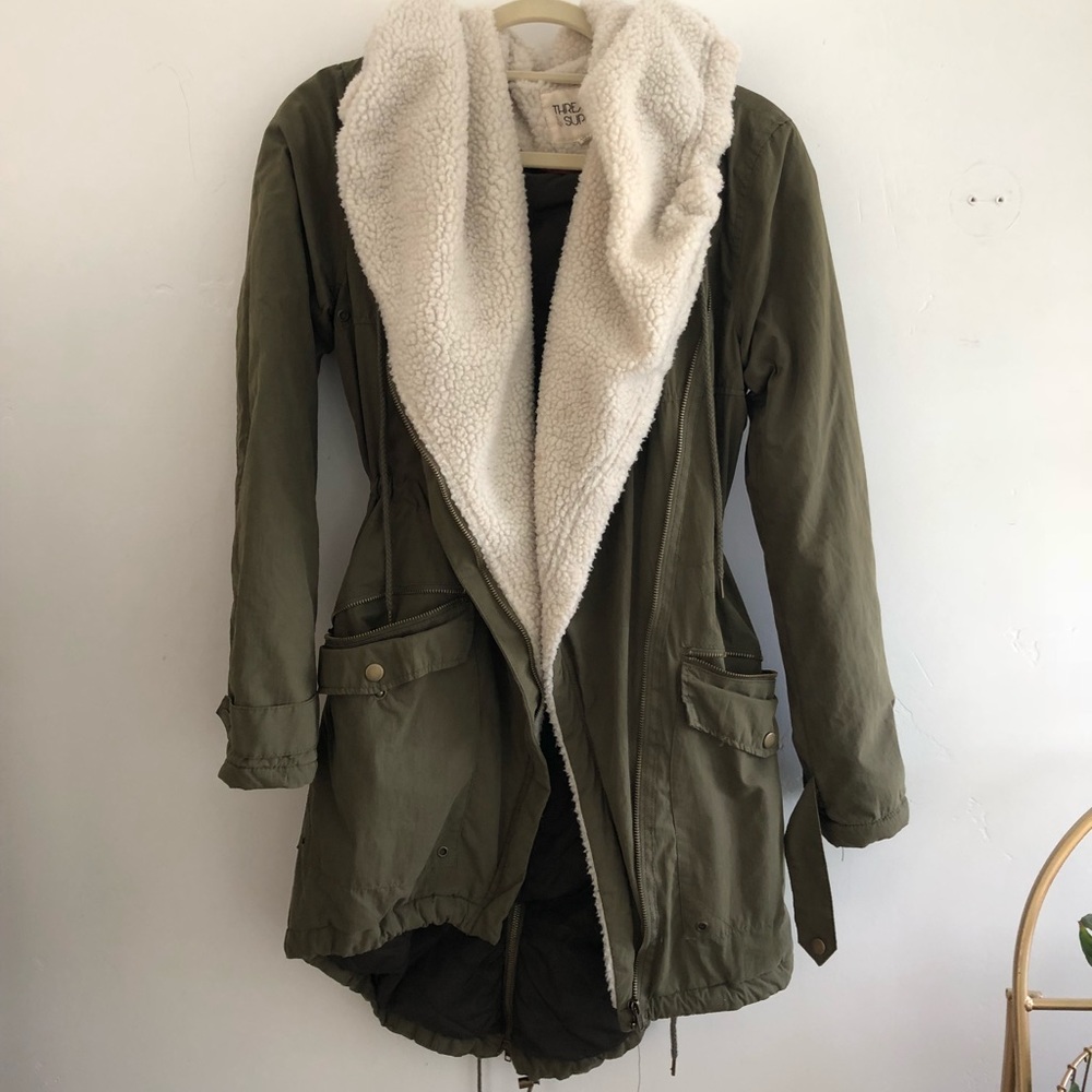 Sherpa coat olive green